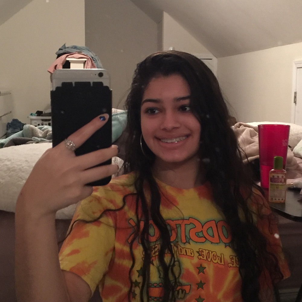 Meet your Posher, Leilani